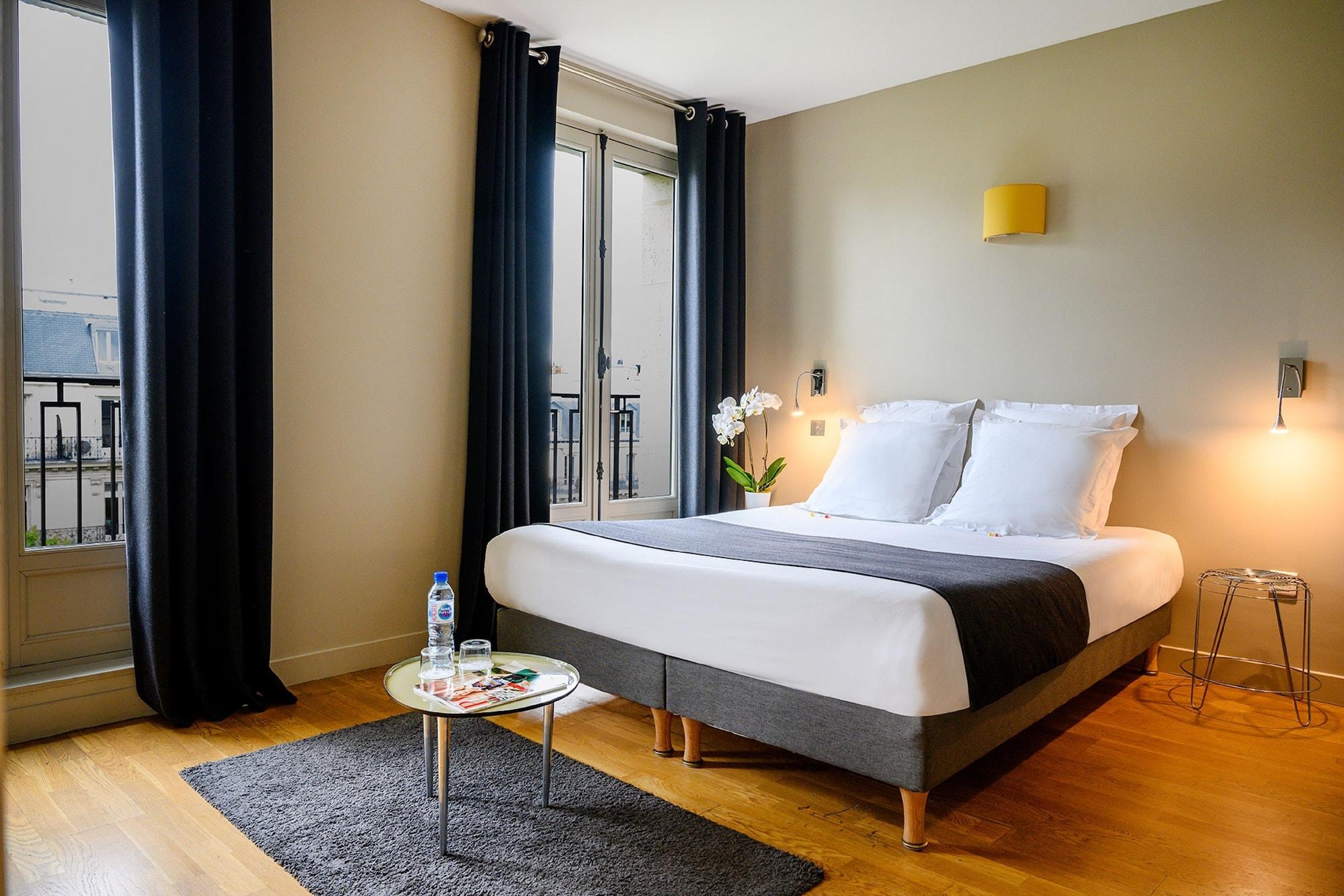 Suites & Hotel Helzear Champs-Elysees Paris Bagian luar foto