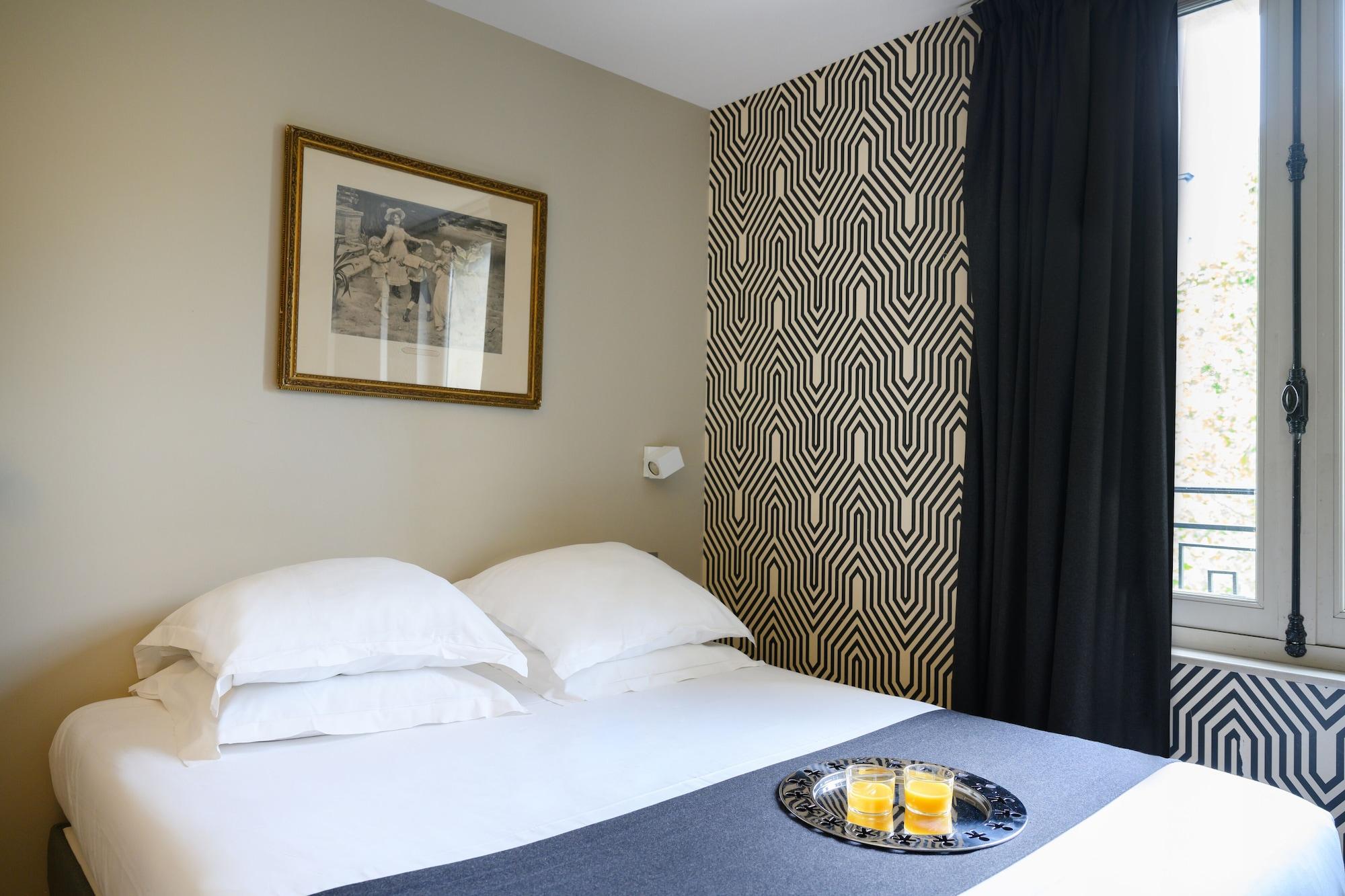 Suites & Hotel Helzear Champs-Elysees Paris Bagian luar foto