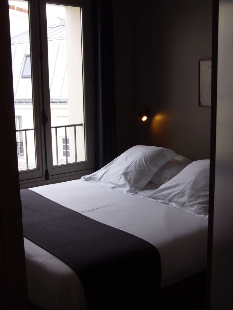 Suites & Hotel Helzear Champs-Elysees Paris Bagian luar foto